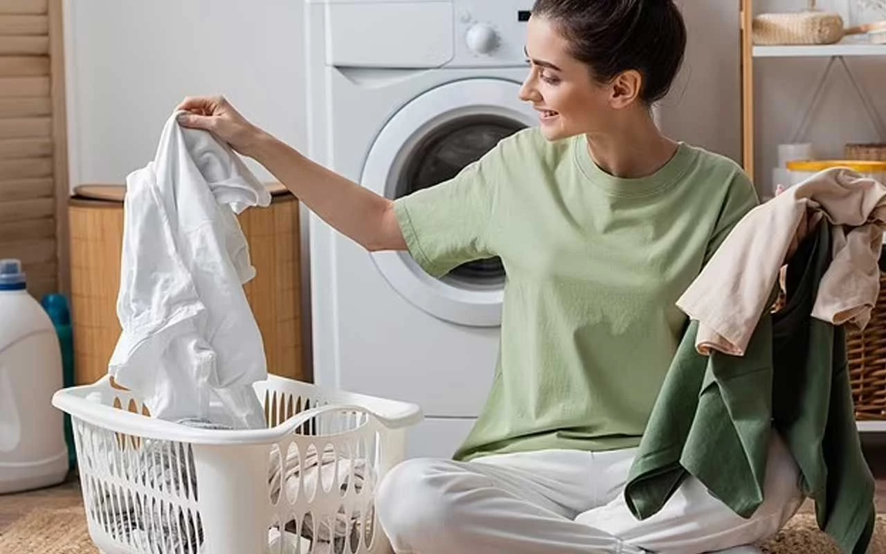 Mitä Erittäin Taloudellista Pesuainetta Tulisi Käyttää Pesukoneessa, Jotta Se Säilyy Hyvässä Kunnossa Ja Vaatteeni Näyttävät Uusilta?