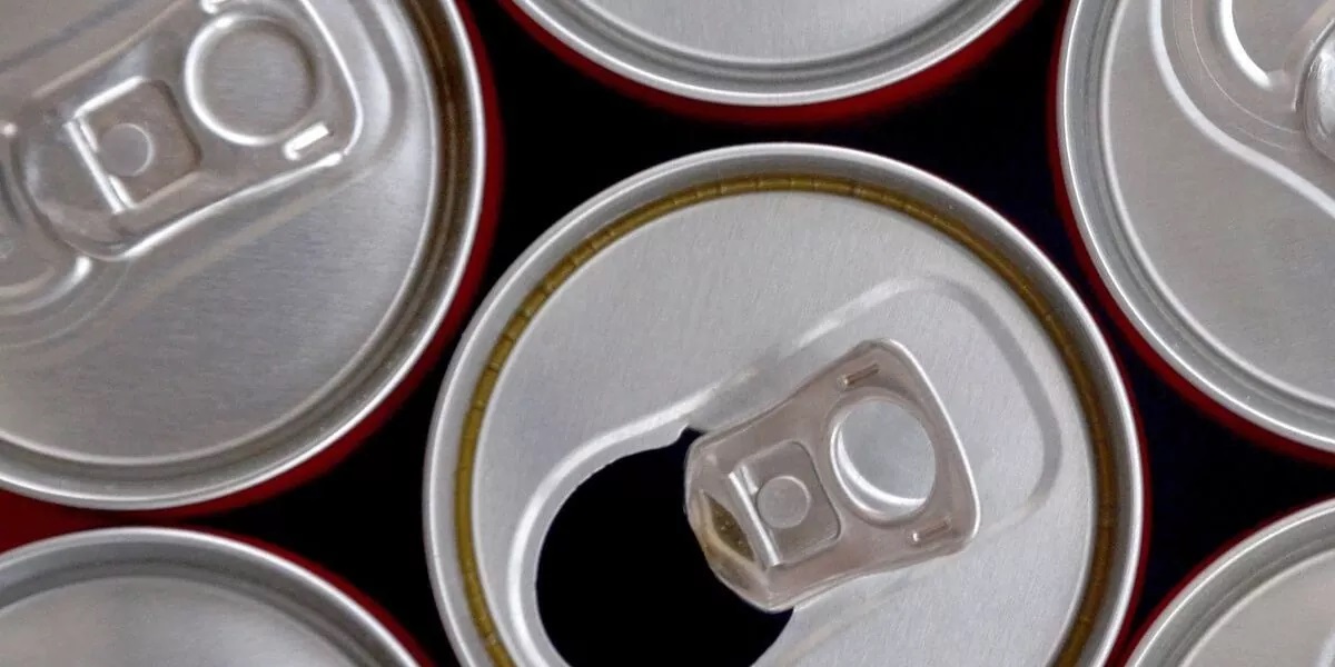 Se Ei Ole Esteettisistä Syistä: Mikä On Limupullon Renkaan Reiän Tarkoitus?