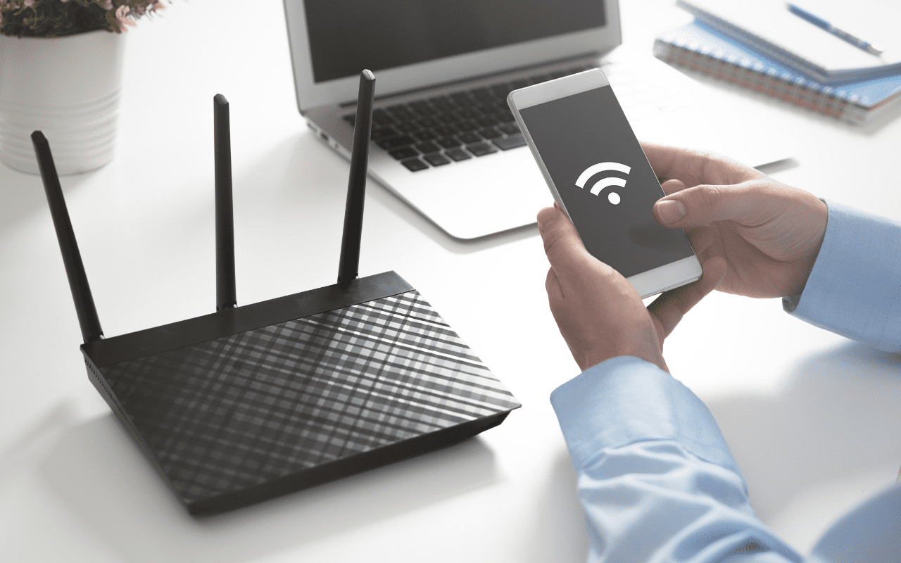 Jos Kotisi Wi-Fi-Yhteys On Epävakaa, Kokeile Tätä Kätevää Tapaa Parantaa Kattavuutta Ennen Kuin Siirrät Reititintä.