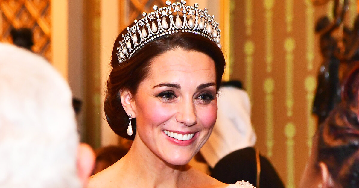 Kate Middleton Ja Hänen Ikuinen Timantti-Helmi-Tiara: Onko Se Todella Hänen Suosikkiasusteensa Vai Onko Se Kuningatar Camillan Määräämä?