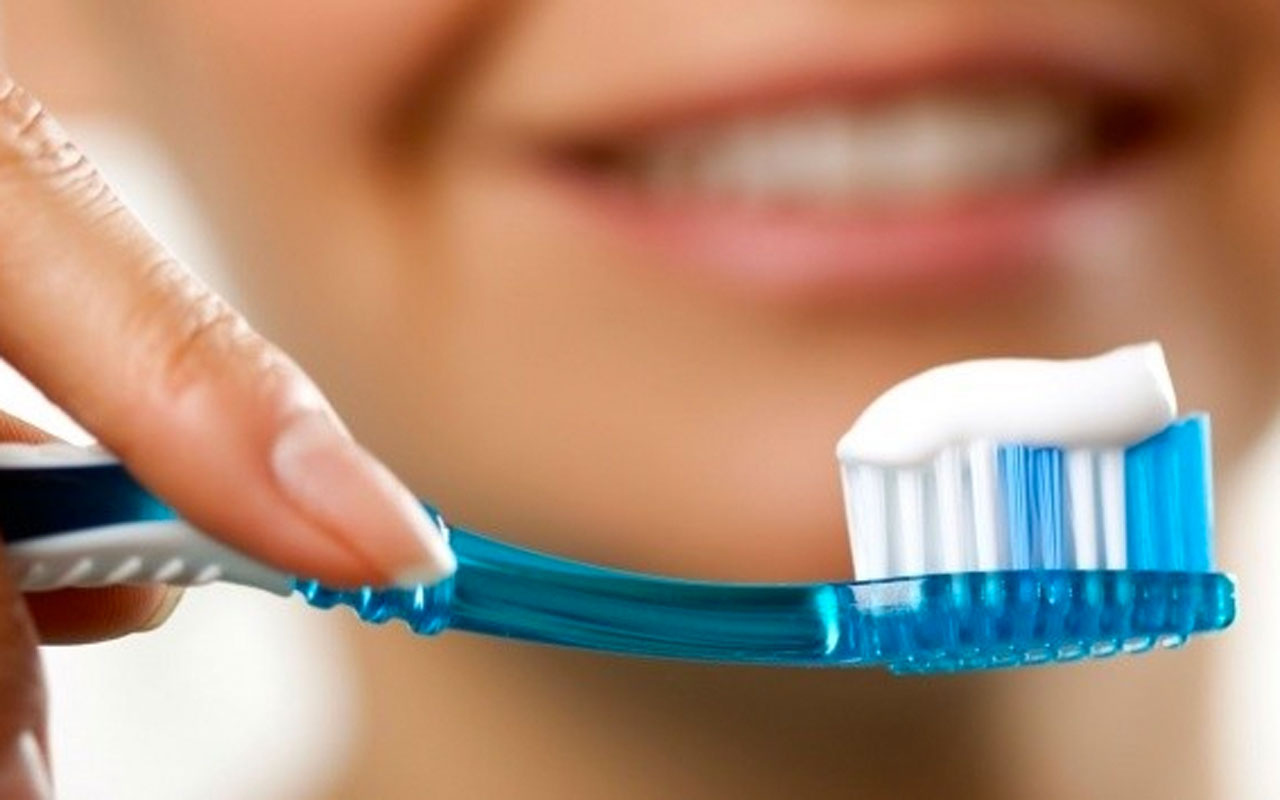 Veden Huuhtelu? Sähköhammasharja Vai Käsihammasharja? Suurimmat Myytit Suun Hygieniasta
