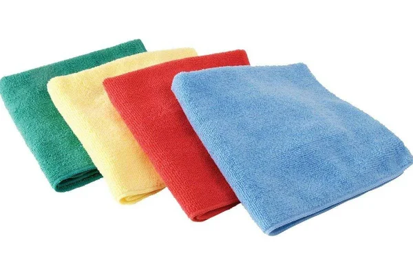 Eivät
