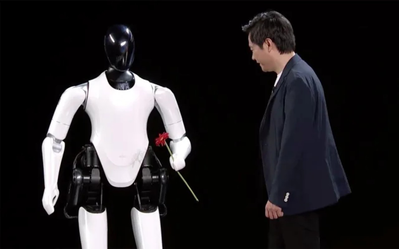 Ensimmäinen Maa, Joka On Pyytänyt Lupaa Luoda 100 000 Ihmisen Kaltaisen Robotin Armeija Kiinaa Vastaan