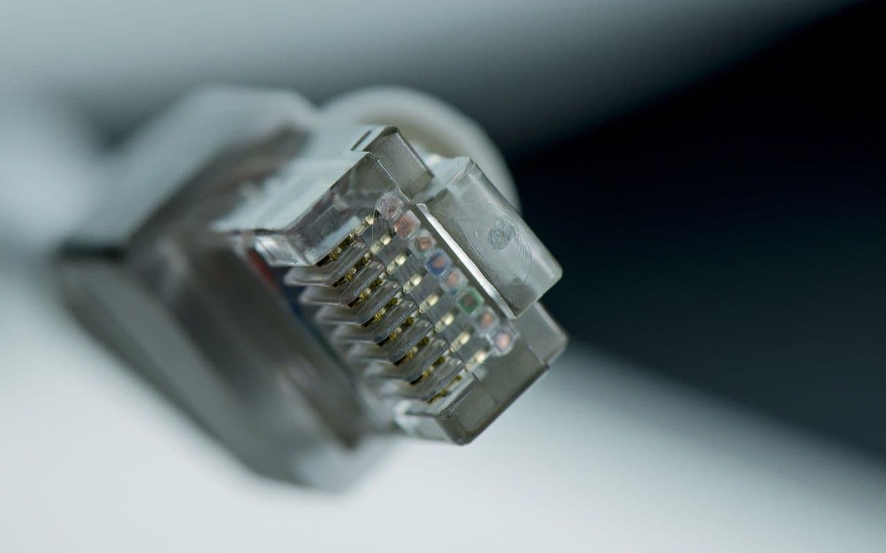 Heikko Wi-Fi? Kuinka Kytkeä Langallinen Internet Kotiin Ilman Ethernet-Kaapelia