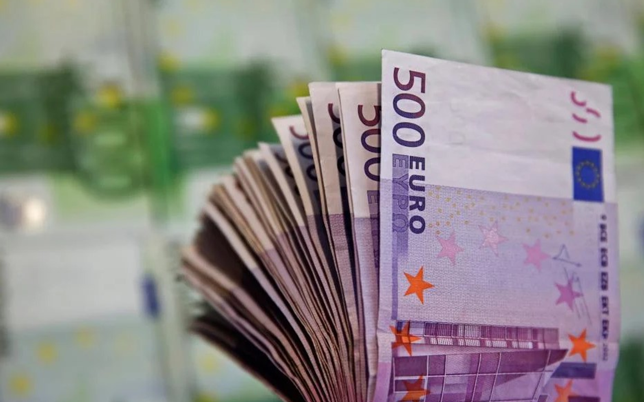 Kuinka Paljon Käteistä Rahaa Tulisi Pitää Kotona? Euroopan Keskuspankin Suositukset Hätätilanteiden Varalle.