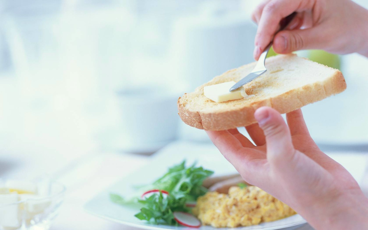 Kannattaako Siirtyä Kasviöljystä Voihin? Mikä On Ero Ja Mikä Öljy On Parempi Leivontaan?