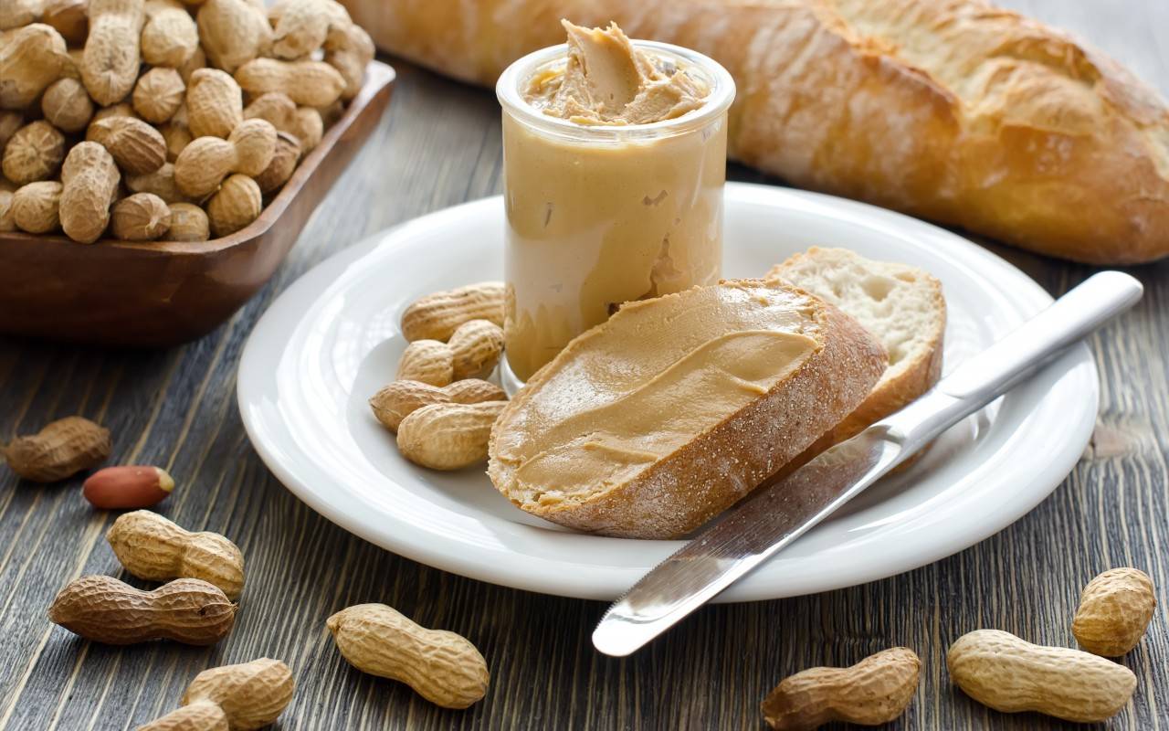 Mikä Pähkinä Sisältää Enemmän Proteiinia Kuin Munat Ja Auttaa Alentamaan Kolesterolia?