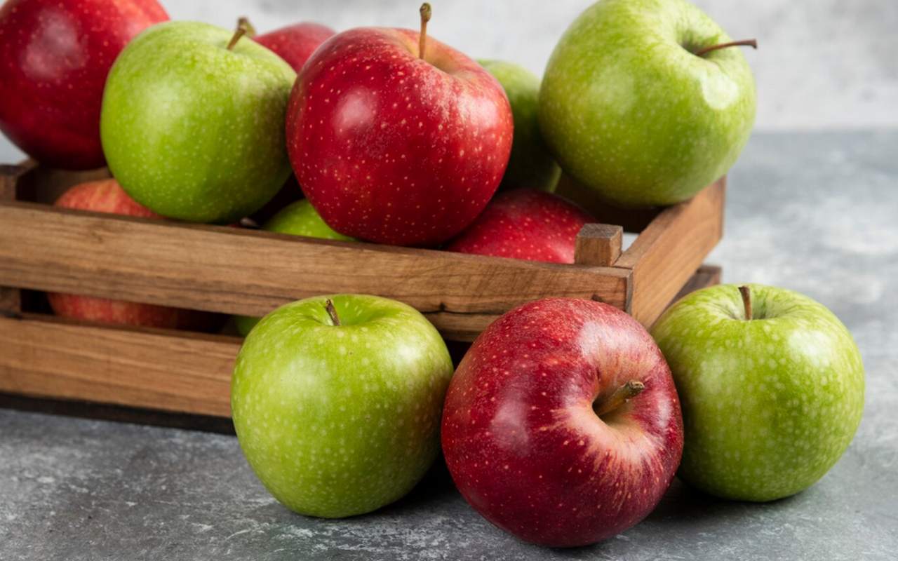 Leivo Herkullinen Omenapiirakka Muutamassa Minuutissa – Helppo Resepti 30 Minuutissa