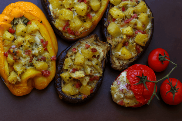 Non C’è Bisogno Di Friggere: Queste Verdure Ripiene Con Patate E Speck Cuociono Al Forno E Vengono Leggere Ma Super Saporiti Come Quelle Di Una Volta