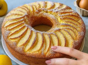 Kahdella Omenalla Valmistan Pehmeimmän Munkin, Jota Et Koskaan Lopeta Sen Valmistamista (Ja Teen Siitä Kevyempää Tällä Tavalla)!