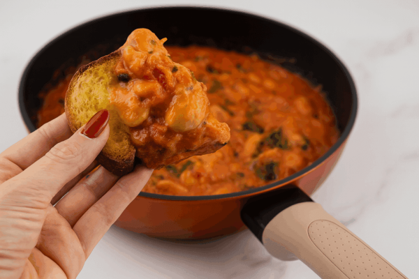 Pochi Ingredienti, Tanto Sapore: Il Mio Piatto “Salvacena” Preferito Con Fagioli E Pomodoro (Pronto In 20 Minuti!), Mi Hanno Fatto Dimenticare La Pasta!