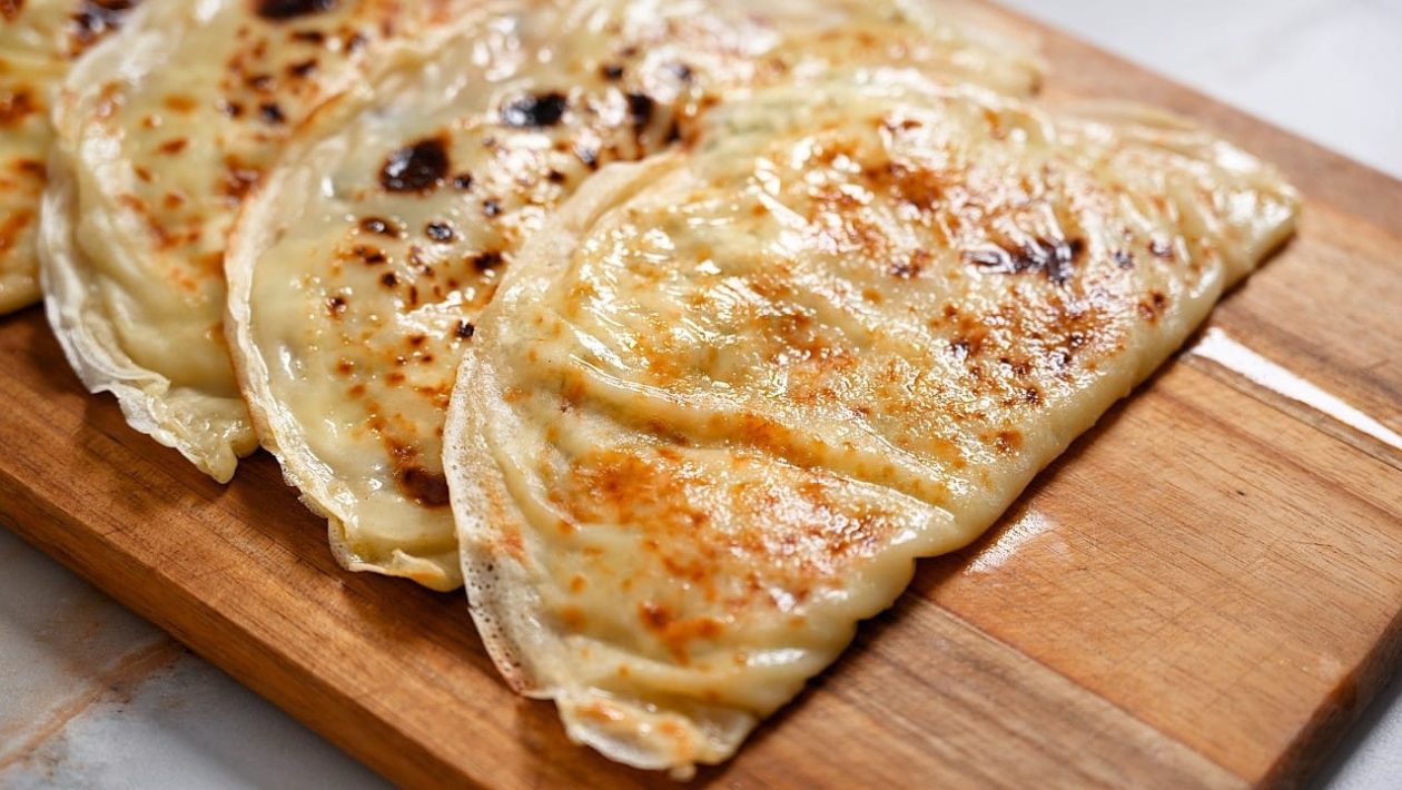 Ei Muuta Kuin Leipää! Nämä Ricotta-Leivit Ovat Pehmeitä, Kevyitä Ja Valmiita Pannulla Ilman Hapatusta (Ne Katoavat Heti Kun Tuon Ne Pöytään)