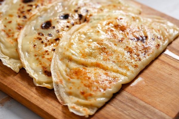 Ei Muuta Kuin Leipää! Nämä Ricotta-Leivit Ovat Pehmeitä, Kevyitä Ja Valmiita Pannulla Ilman Hapatusta (Ne Katoavat Heti Kun Tuon Ne Pöytään)