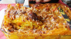 ”Ette Usko Kuinka Hyvää Se On: Minun Kurpitsalasagneni Ilman Bechamelia, Kermainen Ja Kevyt, Vain 280 Kcal/Annos!