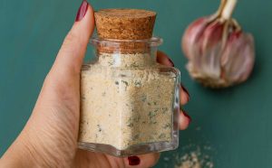 Isoäitini Salaisuus Rapealle Ja Kevyelle Lihalle, Kalalle Ja Vihanneksille: Sitruunaleivitys, Joka Ei Koskaan Petä