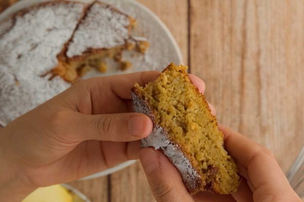 Omenapiirakka, Joka Voitti Kaikki Sosiaalisessa Mediassa: 3 Ainesosaa, Ei Vaivaa Ja Paljon Makua (Helppoisin Ja Kevyin) Vain 120 Kcal!