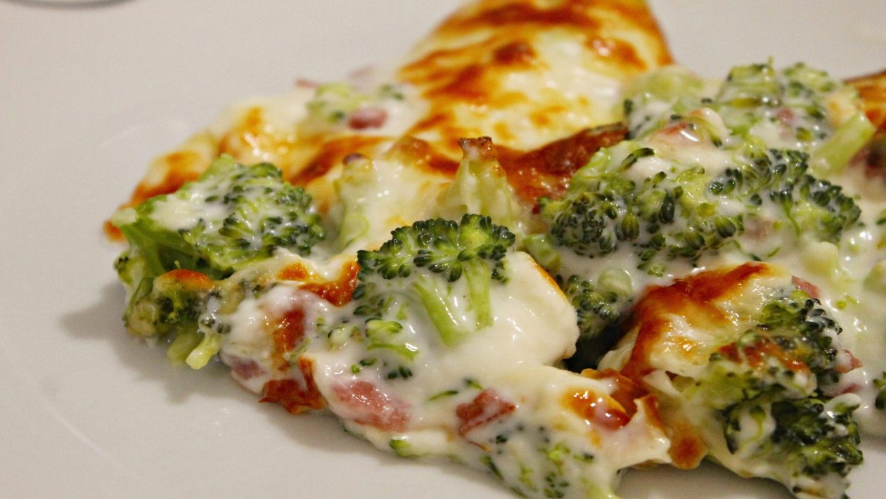 Paistettu Parsakaali Au Gratin, Näin Teen Ne: Terveellinen Ja Herkullinen Resepti, Jossa On Vain 260 Kaloria!