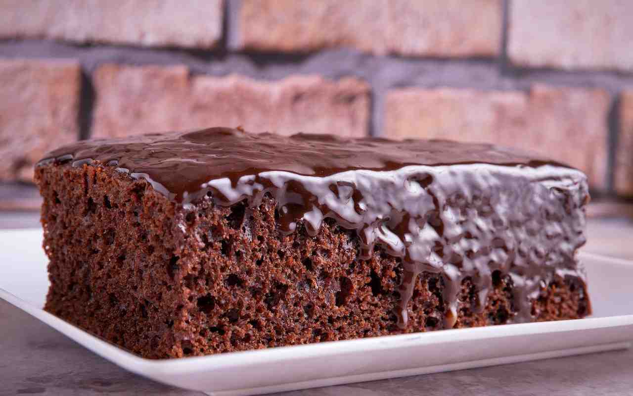 Ihanteellinen Mausteinen Kanelikakku Kahvitauolle