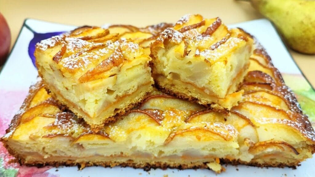 Yksi Siivu Ja Olet Valmis! Laitan Päärynät Taikinaan Ja Valmistan Tämän Fantastisen Kakun, Se On Isoäitini Resepti (Vain 190 Kcal!)