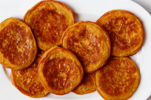 Li Consiglio A Tutti I Miei Pazienti: Questi Pancake Alla Zucca Sono Ricchi Di Fibre, Dolci Naturalmente E Pronti In 10 Minuti — La Colazione Perfetta!