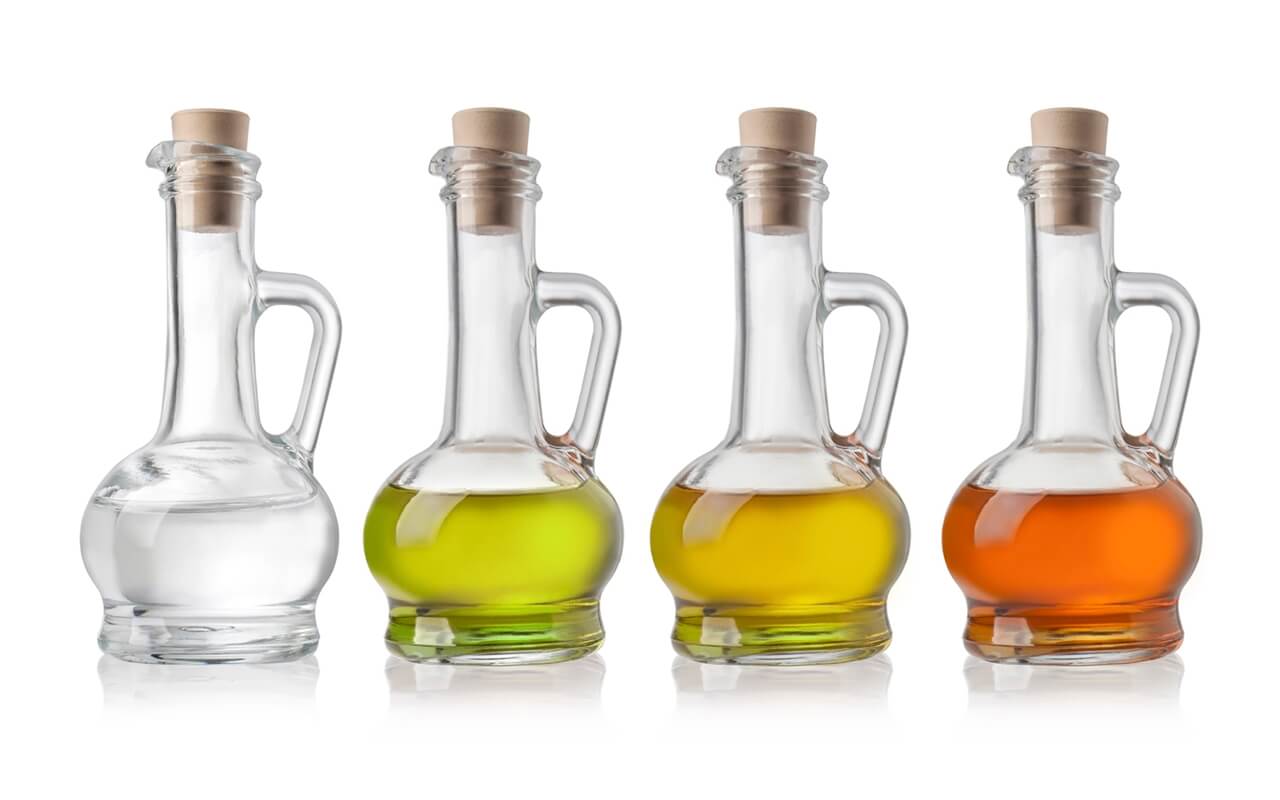 Maaginen Puhdistusaine, Jonka Voit Valmistaa Kotona Kolmesta Ainesosasta, Jotta Pesuallas Loistaisi Puhtaudessaan Ja Kalkkikertymät Häviäisivät.