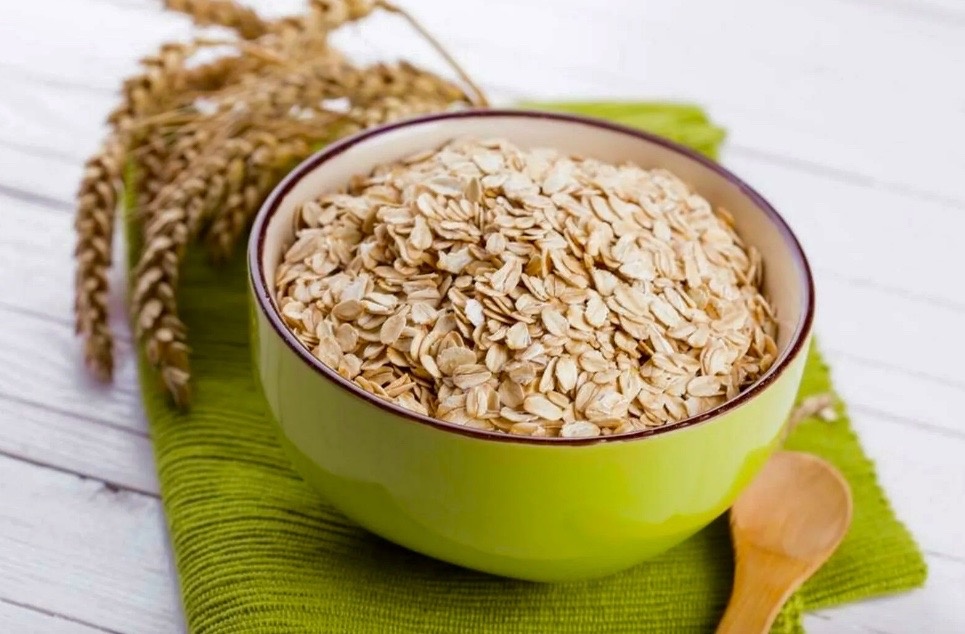 Piristä Syksyn Harmaita Päiviä Näillä Raejuusto-Kaurapuuroleivoksilla.