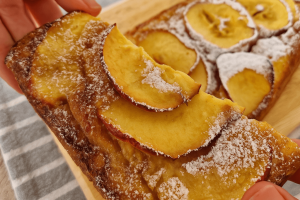 Alle 50 Kaloria Per Siivu! Ruokavalioni Ei Enää Paina Minua: 4 Omenalla Valmistan Tämän Kermaisen Kakun Ilman Sokeria Tai Jauhoja!