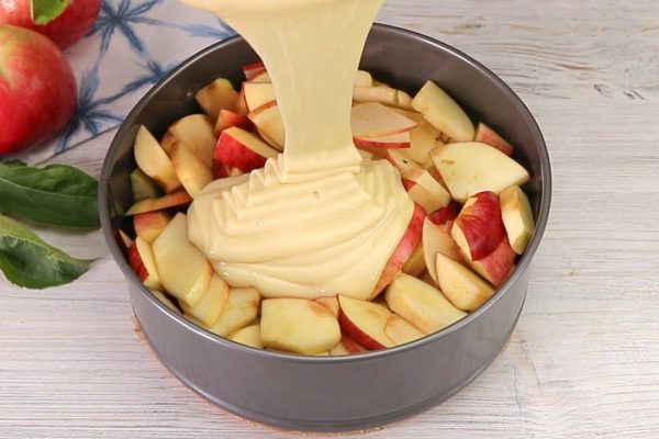 Torta-Di-Mele-8850854