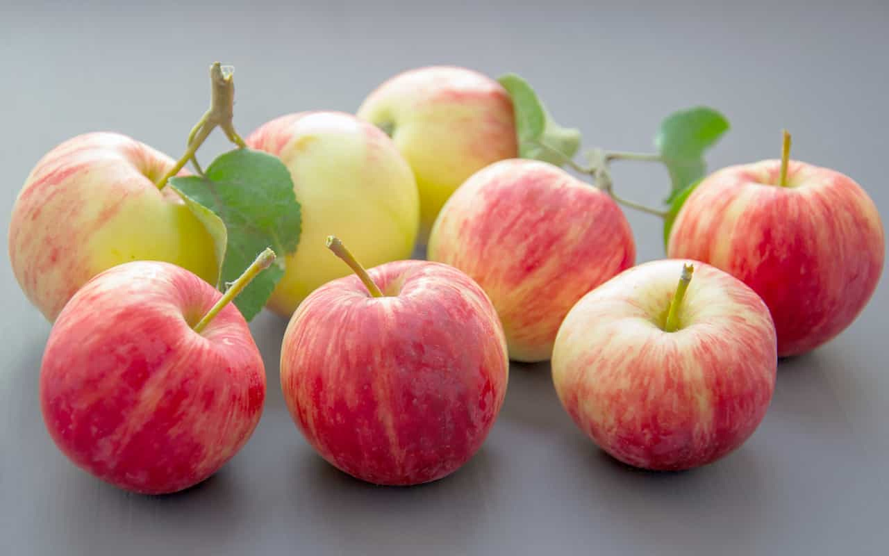 Omenapannukakkuja Ilmakeittimellä.